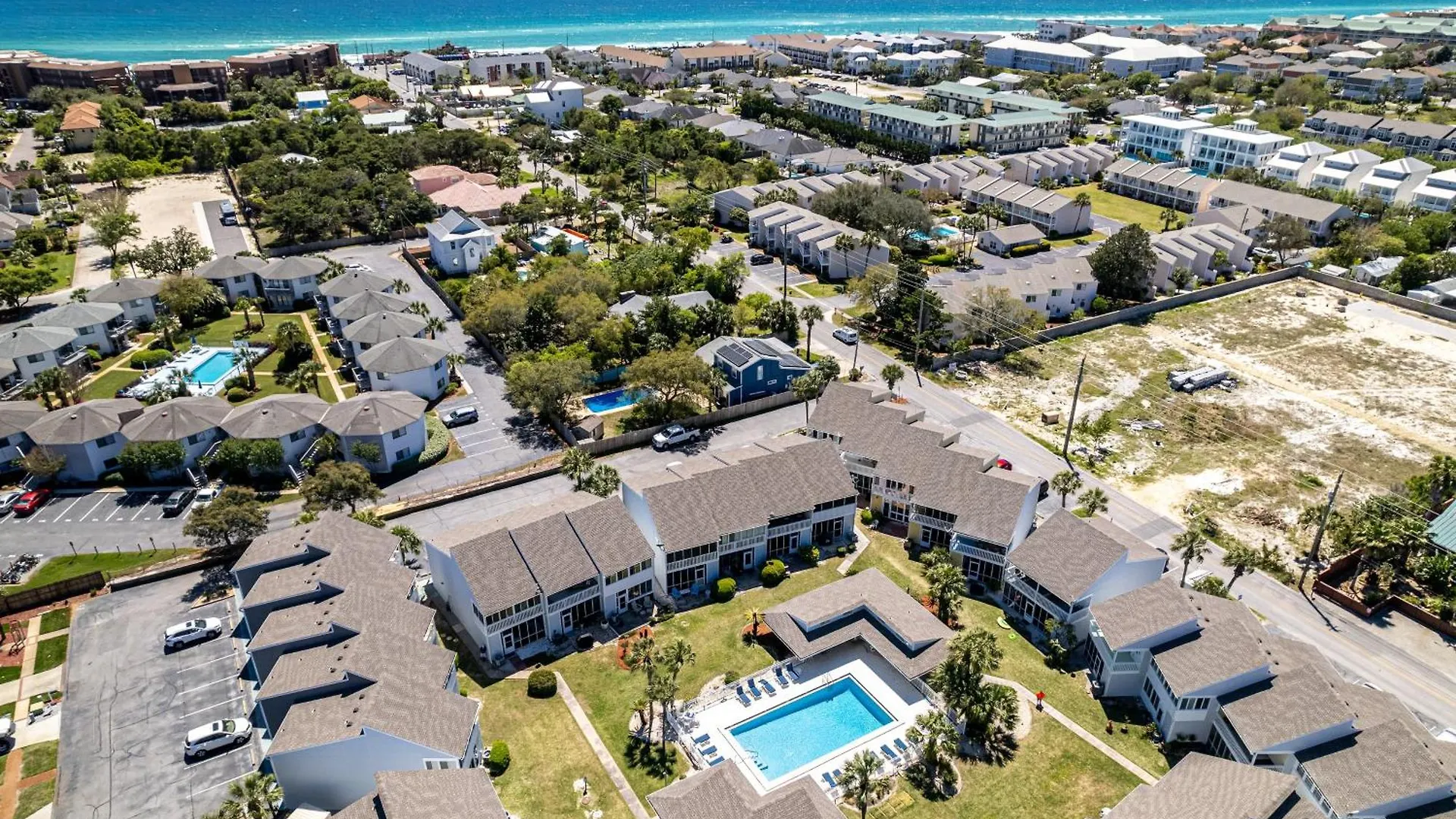 Oceania 106- By Holiday Isle Properties Destin Apartment